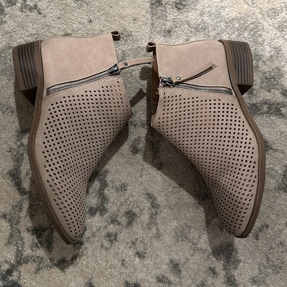 Women’s Time and Tru boot 10w - Picture 6 of 6